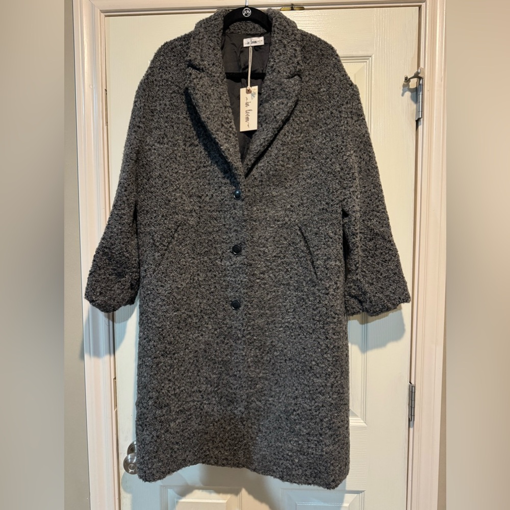 In Loom women’s coat size Medium